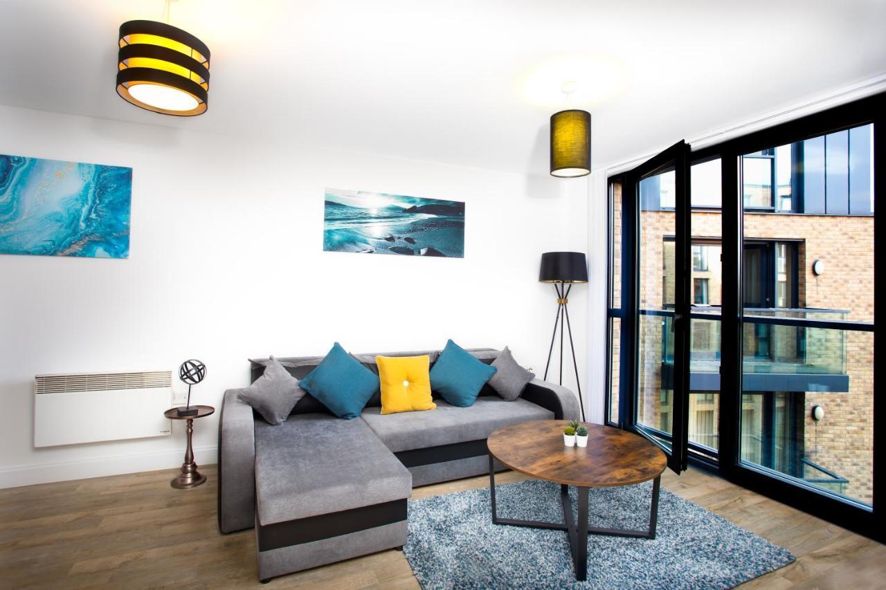 Absolute Stays On Essex - Chinatown - Hippodrome - Alexandra Theatre - Bull Ring - The Rep - B'Ham Intl Airport - Free Wifi - Free Parking - Contractors - Corporates Birmingham Buitenkant foto